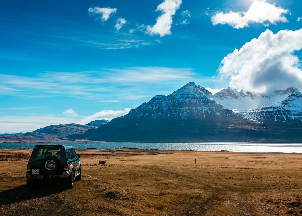 Comparison chart showing what Iceland car rental insurance covers vs. what kayak rental insurance covers