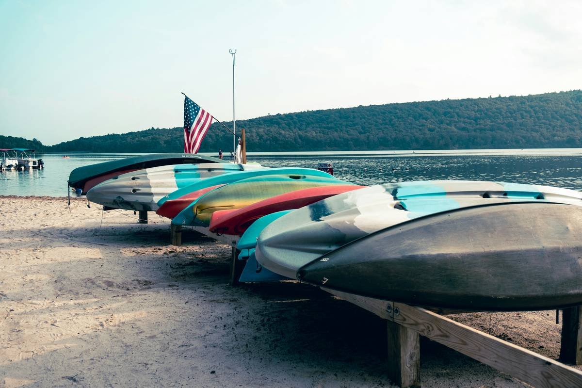 Comparison table: World Nomads vs. Global Rescue vs. DiveAssure for sea kayak coverage